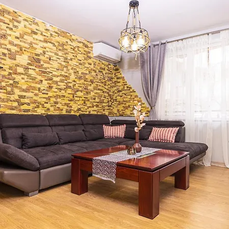1bd - 5 Mins To The Centre By Flat Mаnager Apartman Plovdiv