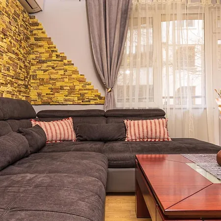 Apartman 1bd - 5 Mins To The Centre By Flat Mаnager